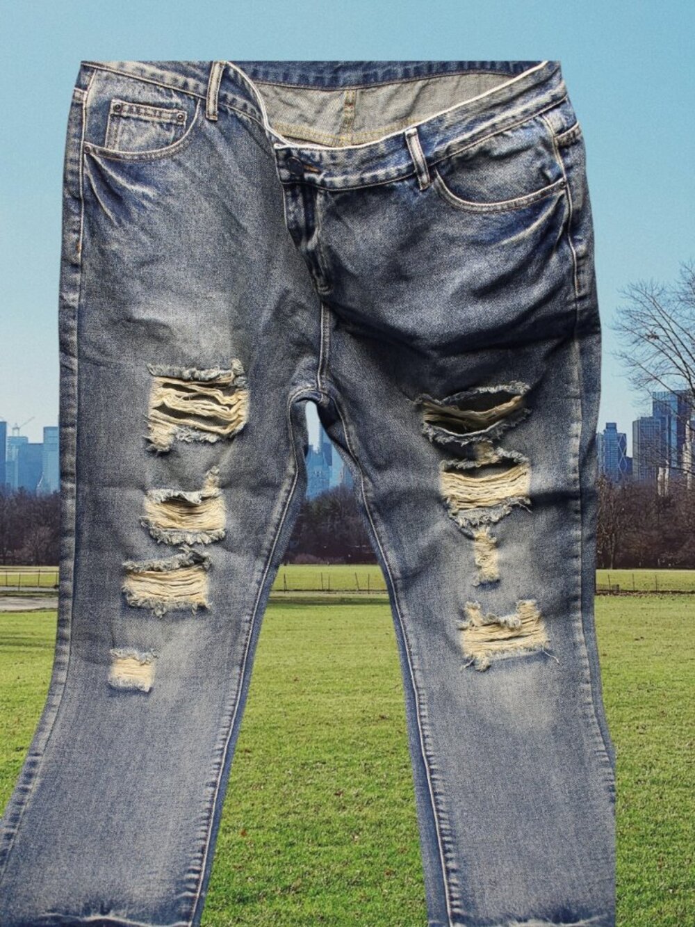 NWT AITITIA Ripped Blue Men's  Jeans Distressed Denim US 42 Blue